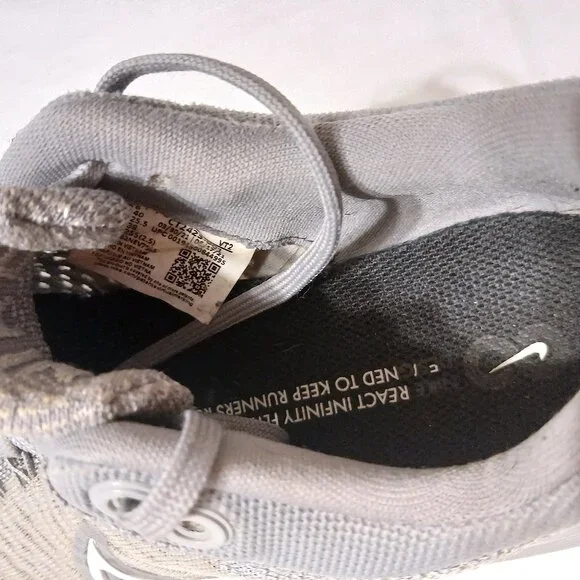 Nike React Infinity Run Flyknit Running Shoes – Gray & White - Size 8.5 - Picture 8 of 8